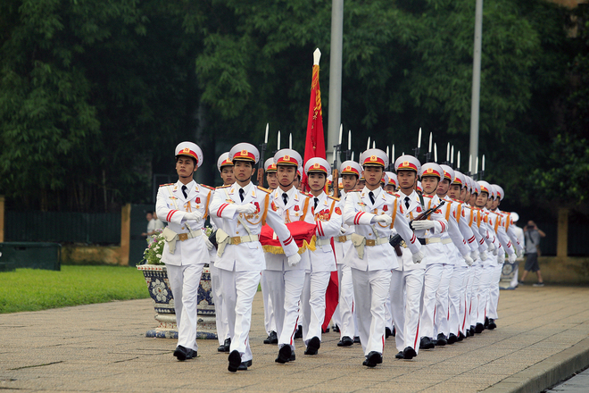 nghi le thuong va ha co tren quang truong ba dinh-1