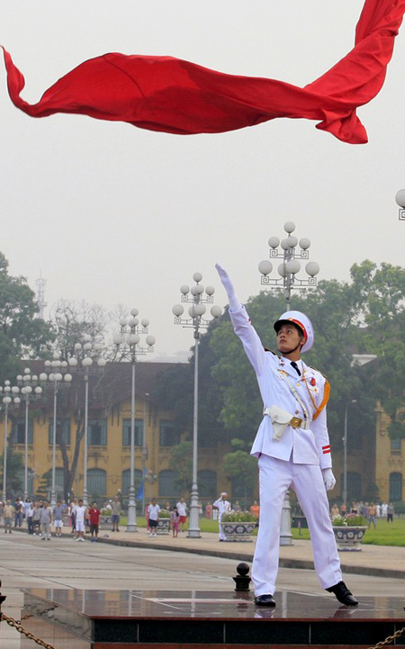 nghi le thuong va ha co tren quang truong ba dinh-4