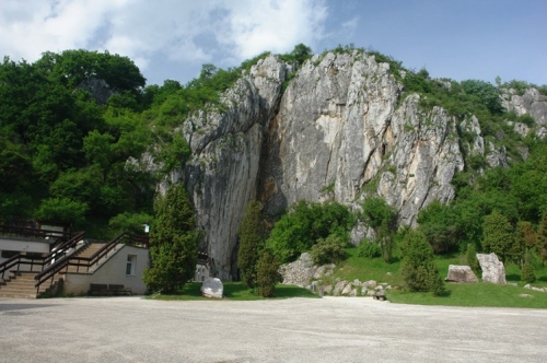 Ngỡ ngàng kỳ quan 'Động Phong Nha của châu Âu' - 1