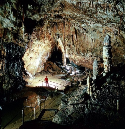 Ngỡ ngàng kỳ quan 'Động Phong Nha của châu Âu' - 6