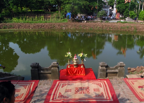 nhung chiec gieng o que huong thanh giong-6