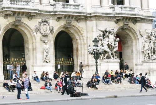 Những điểm du lịch hút khách bậc nhất ở Paris - 6