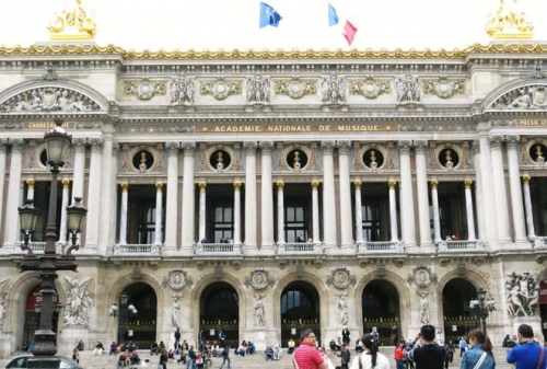 Những điểm du lịch hút khách bậc nhất ở Paris - 9