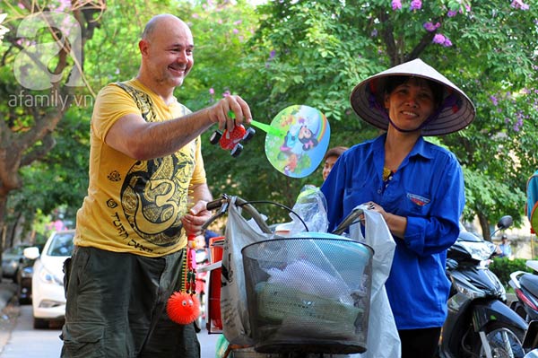 ong tay de thuong ban do choi dao ha noi gay ngac nhien thich thu-12