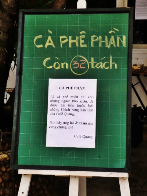 Quán cà phê phần cho người lao động nghèo ở Hà Nội - 1