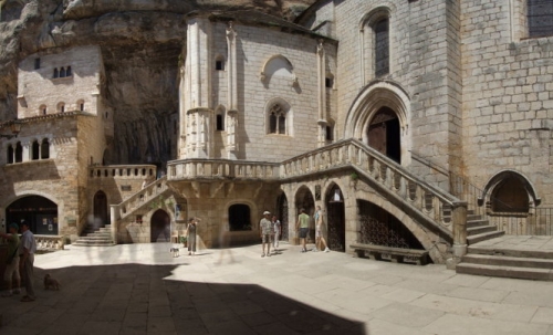 Rocamadour tỏa sáng trên thung lũng Alzou - 2