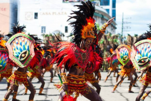 Rực rỡ sắc màu lễ hội Dinagyang - 4