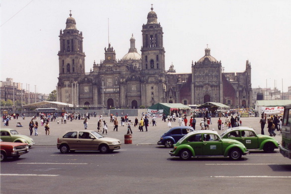 Tham quan Zocalo và Templo Mayor cổ kính của đất nước Mexico - 1