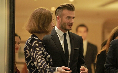 Theo chân David Beckham đi bar ở Hà Nội - 5